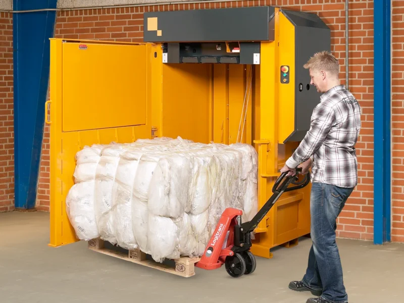 Wastetypes-main-Icon-DK-X30-baler-pull-plastic-bale-1200x900.jpg
